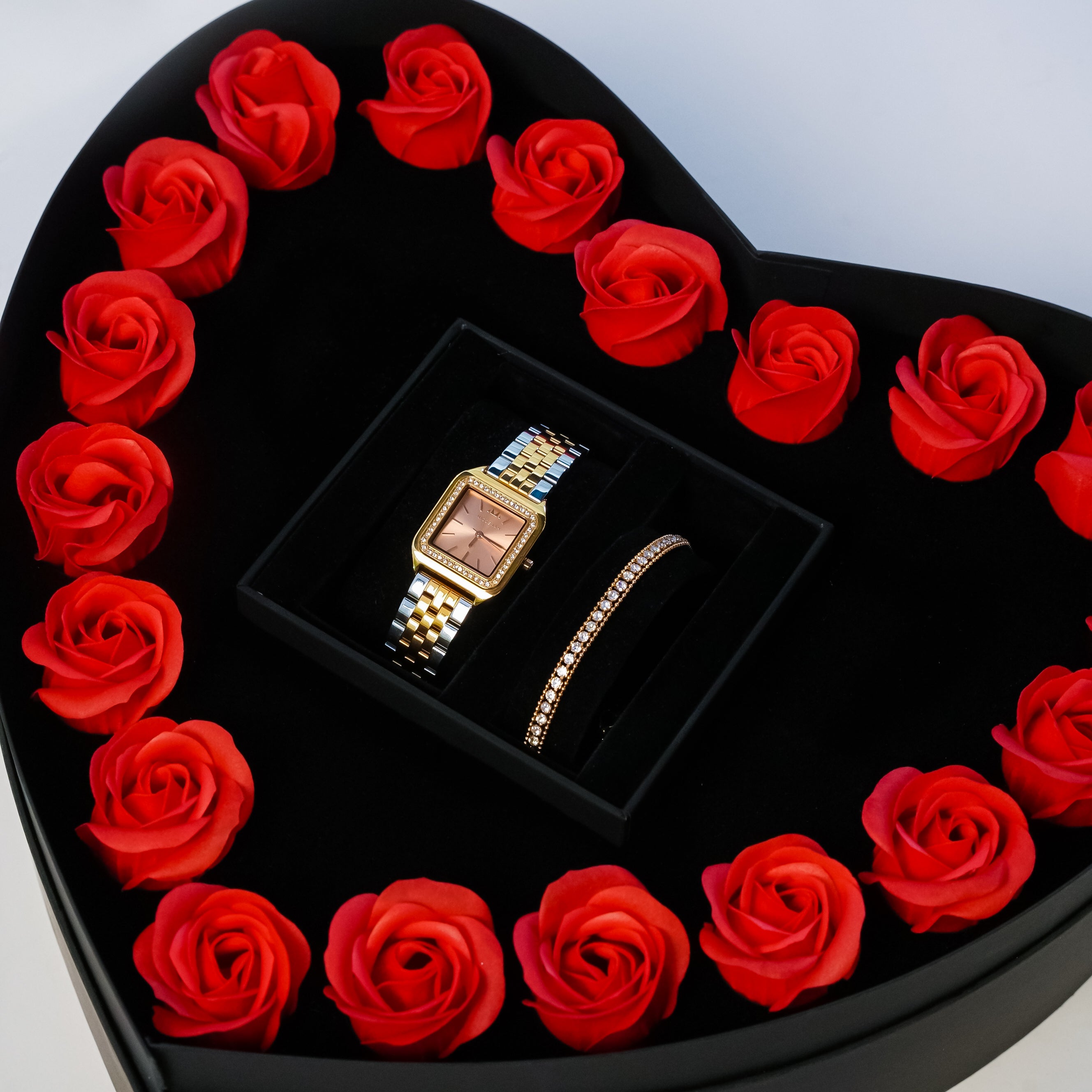 5th Silver Rose × Amoura Tennis Bracelet (With Flower Box)