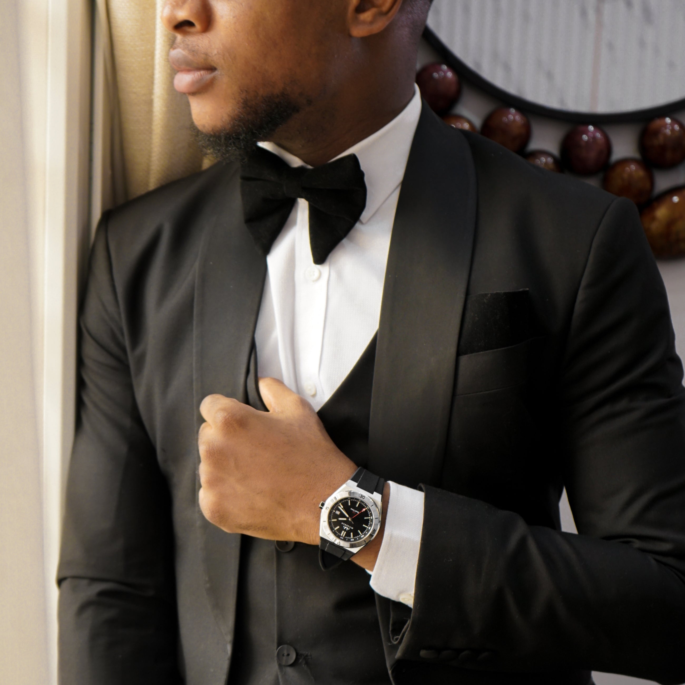 GMT Dual Time - Black with Rubber Strap