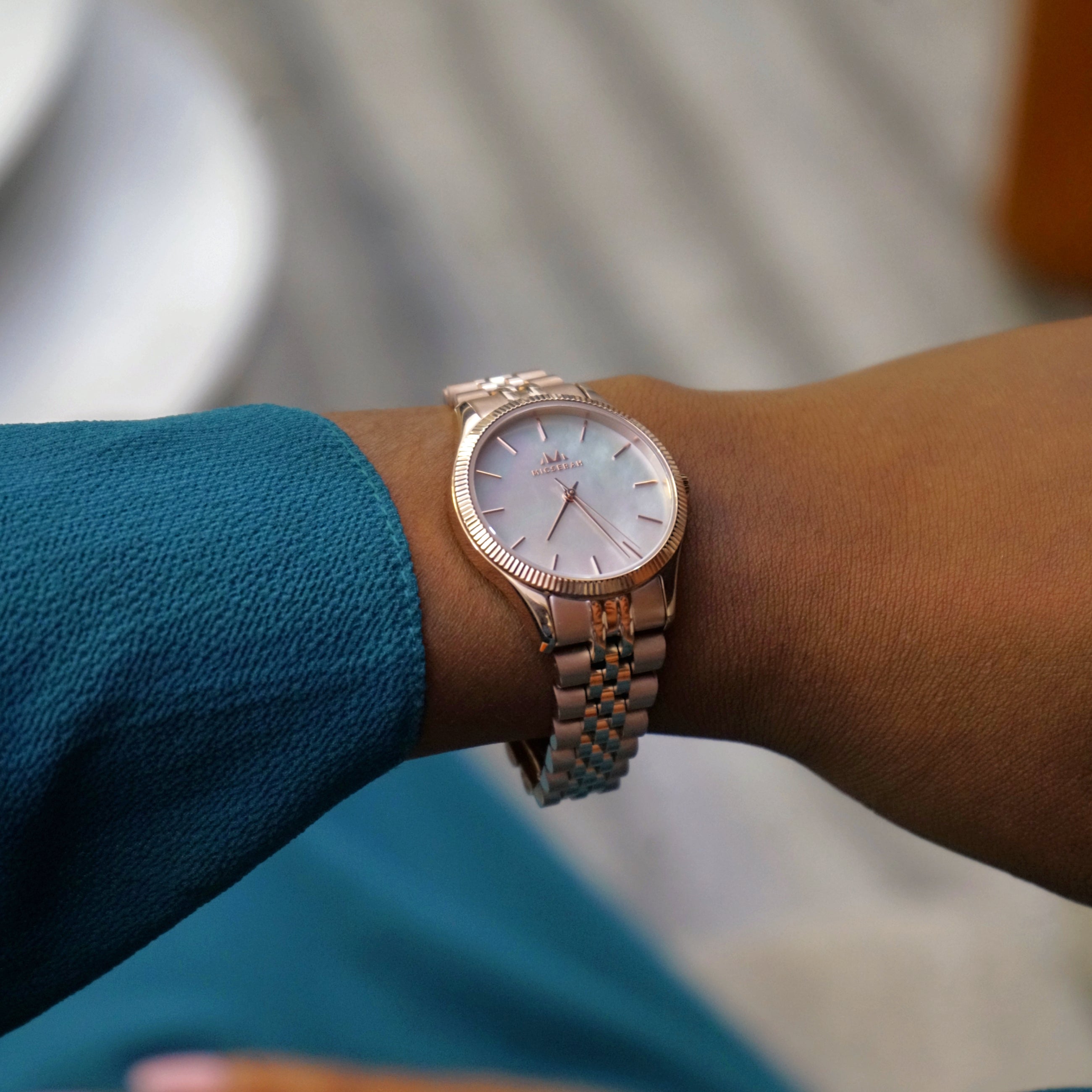 Seashell rose gold