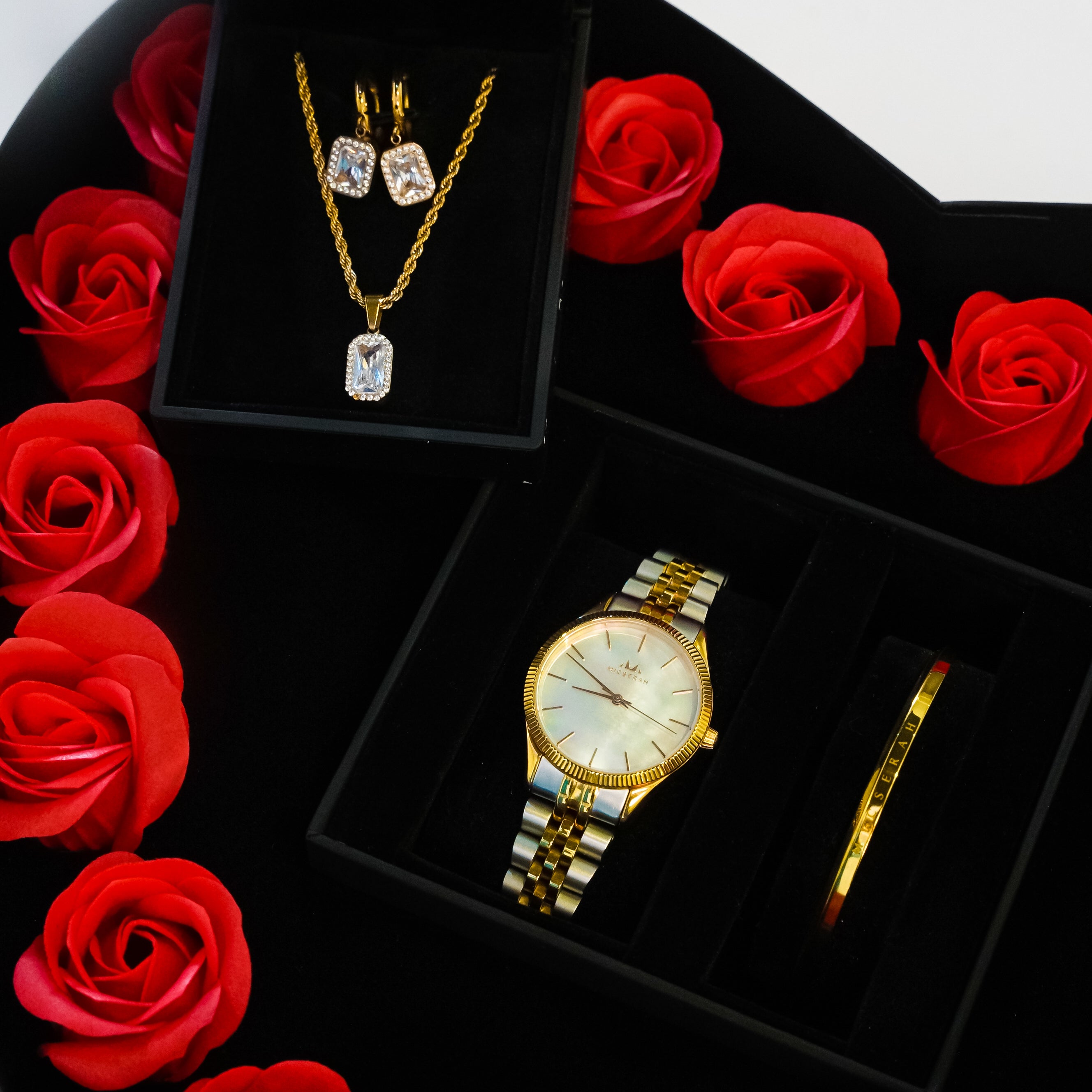 Seashell Gold × Royal Cuff Gold × Golde èclat jewellery set(With Flower Box)