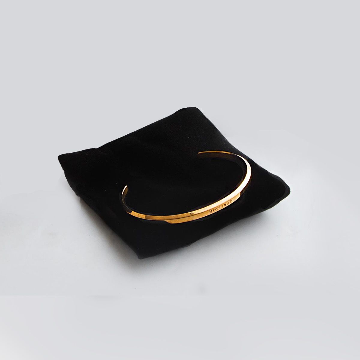 Moon Necklace X Rose Gold Royal Cuff