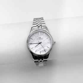 Seashell Silver: The Quiet Luxury Your Wrist Deserves