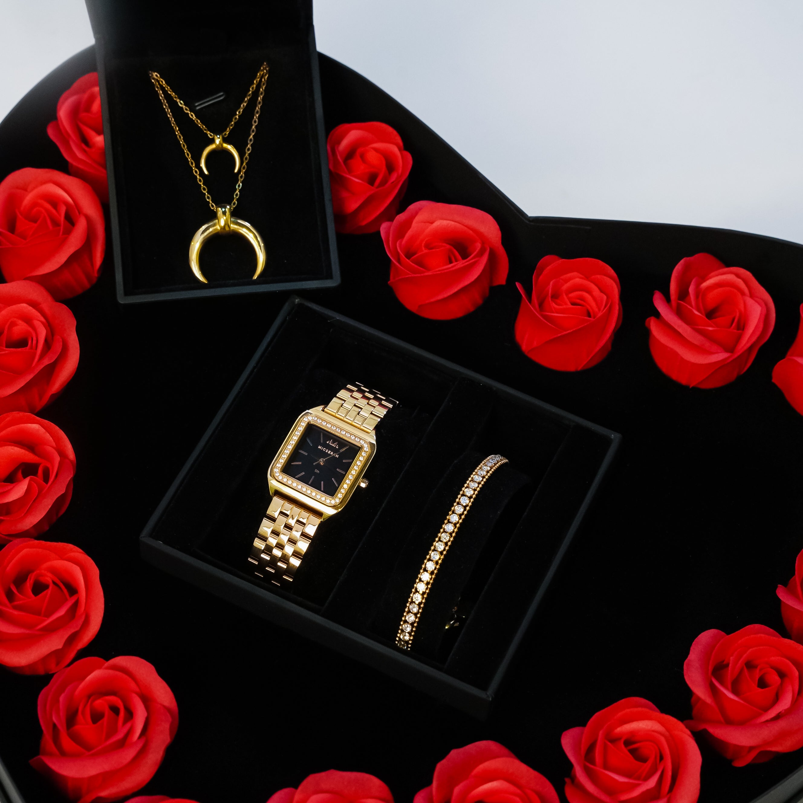 5th Rose × Amoura Bracelet Rose × Moon Double Layer Necklace (With Flower Box)