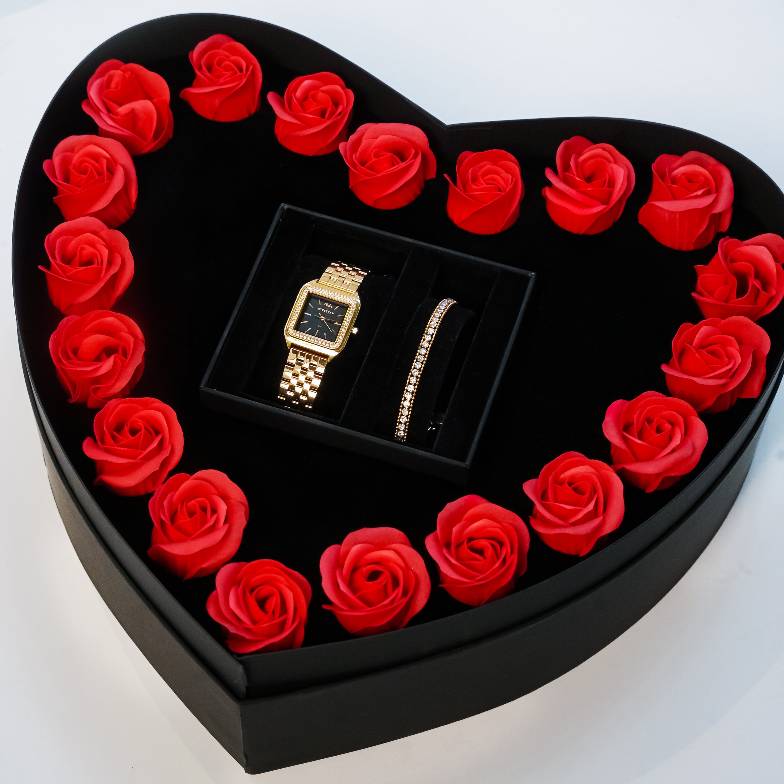 5th Rose × Amoura Bracelet Rose (With Flower Box)