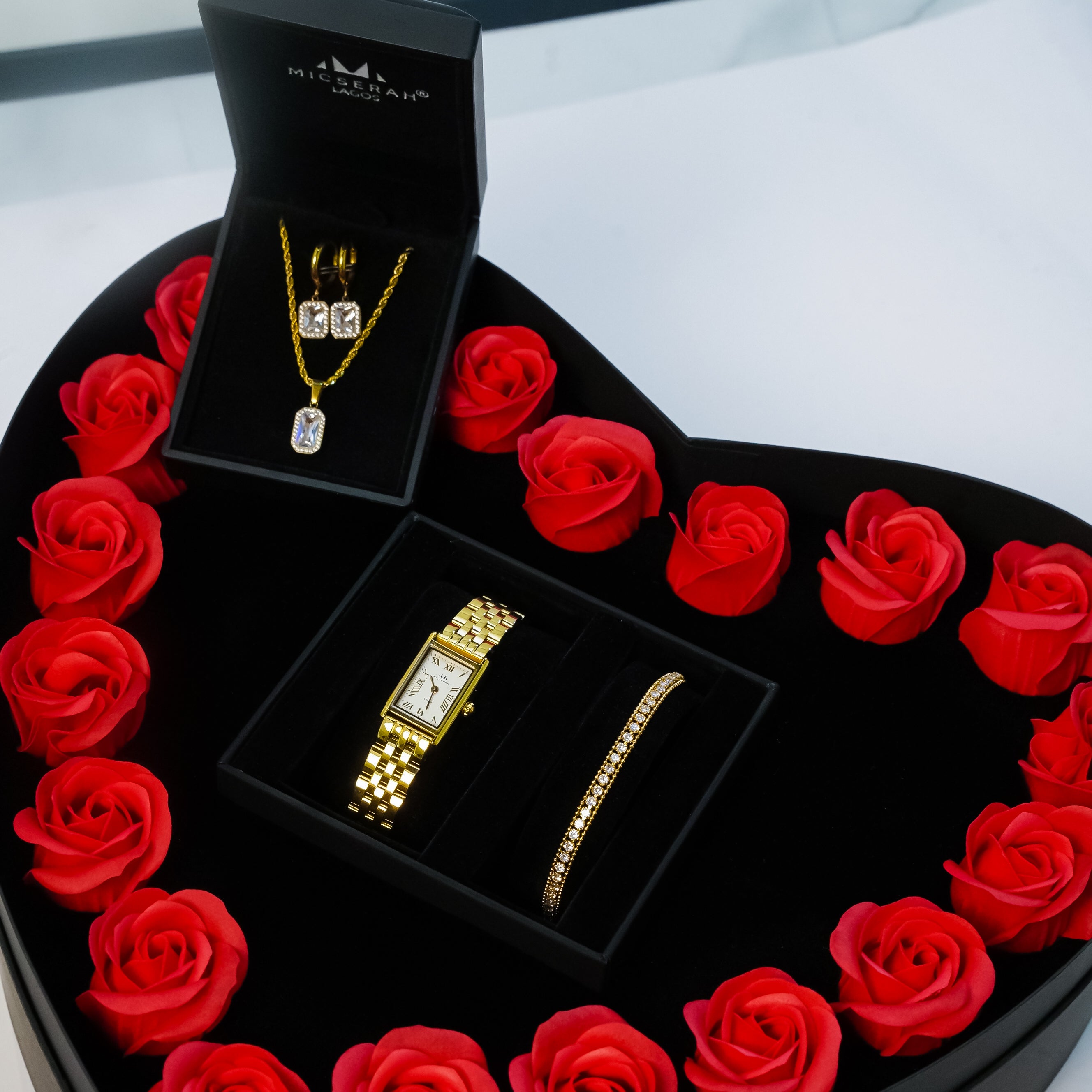 Eterna Gold × Amoura Tennis Bracelet × Golden Éclat Set Gold (With Flower Box)