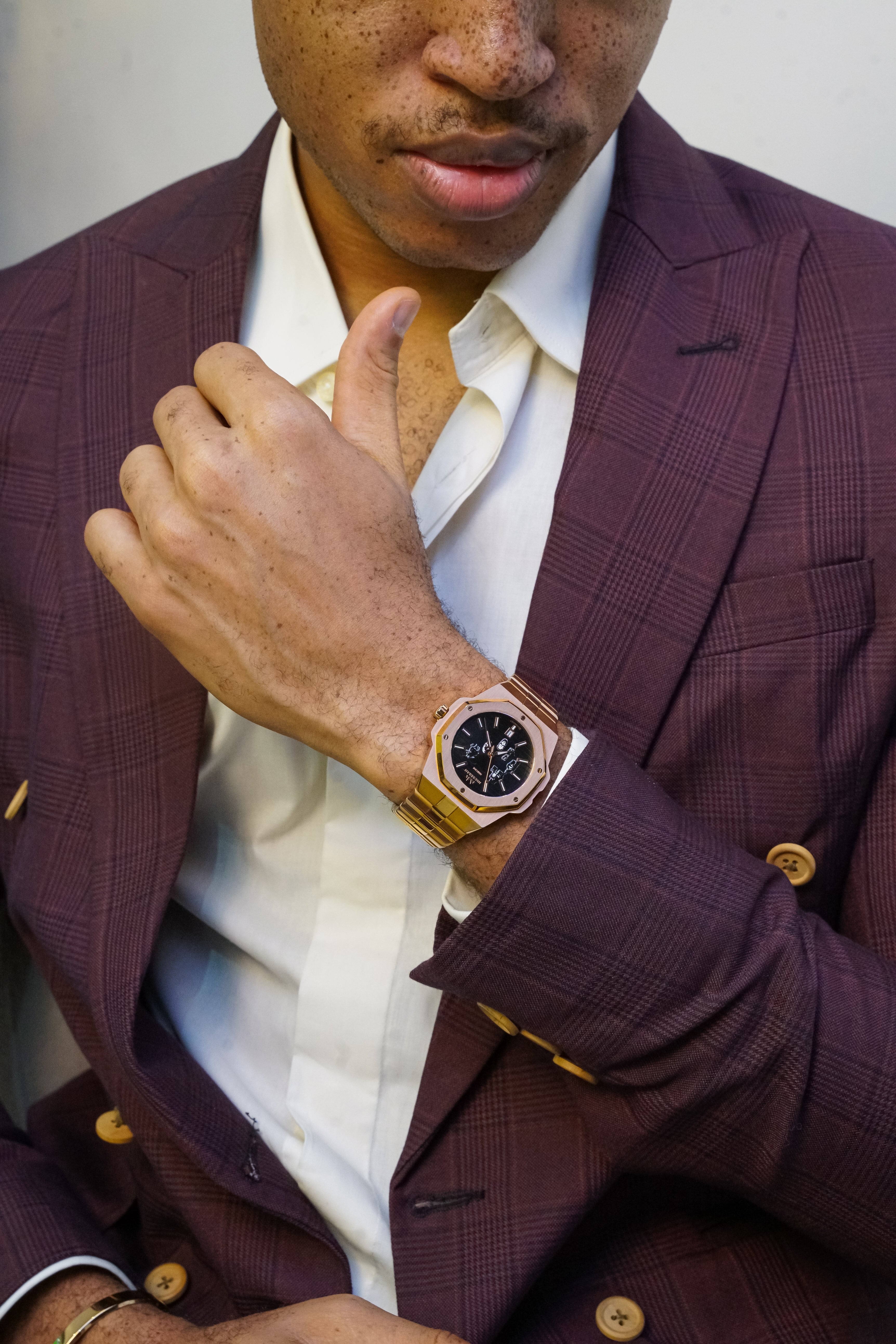 Heritage Black- Rose