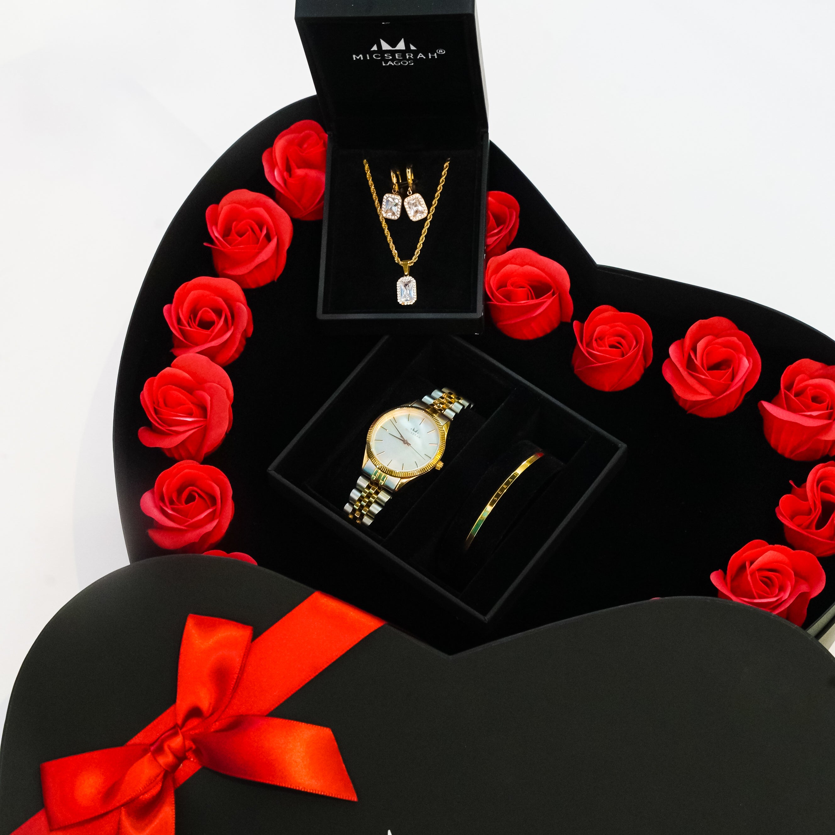 Seashell Gold × Royal Cuff Gold × Golde èclat jewellery set(With Flower Box)